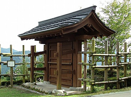豆知識｜寺院、神社の新築、改修、屋根（銅・チタン）、地震対策はカナメ